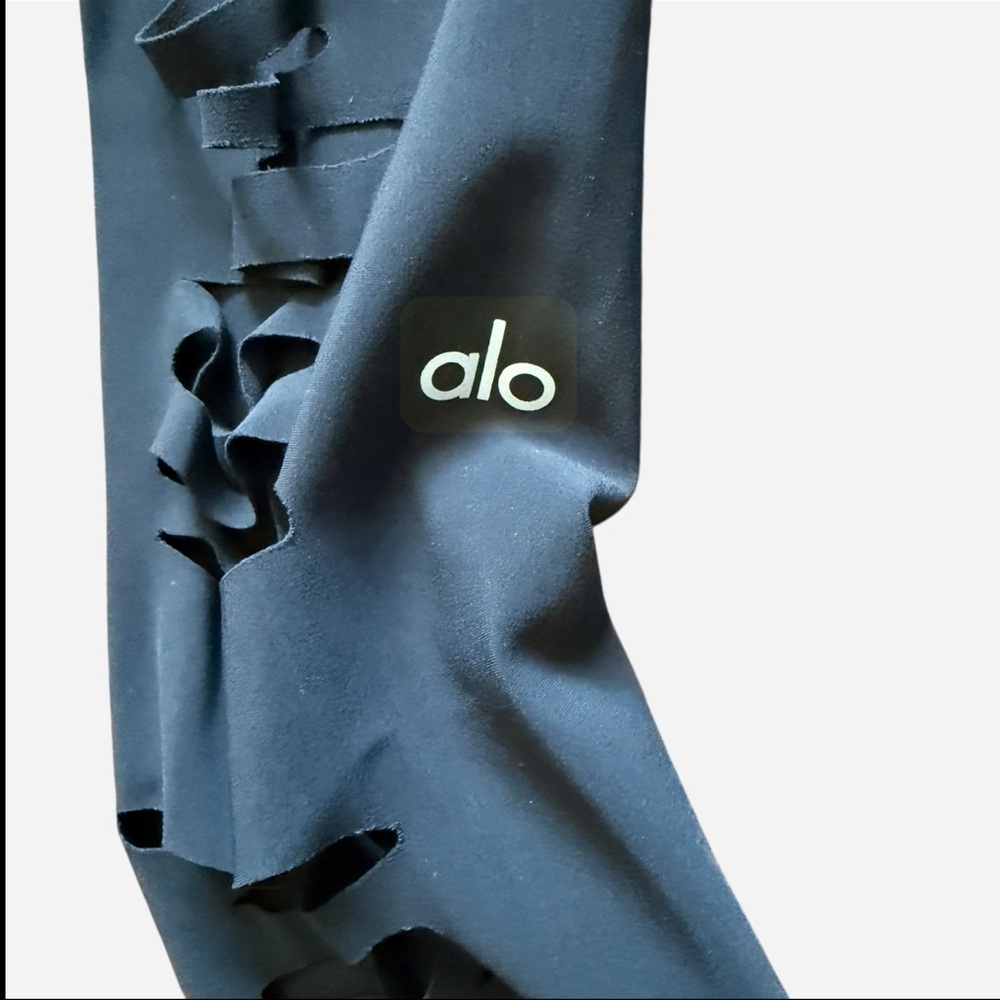 Alo Yoga Ripped Warrior women's leggings M - Picture 3 of 5